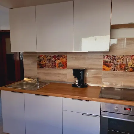 Apartman Sa Privatnim Bazenom * Novi Vinodolski